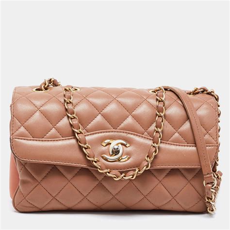 chanel straight lined flap bag